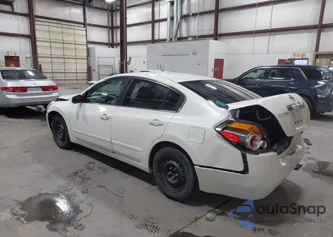 2011 Nissan Altima 2.5 S z USA, uszkodzony, nr VIN 1N4AL2AP7BN438674